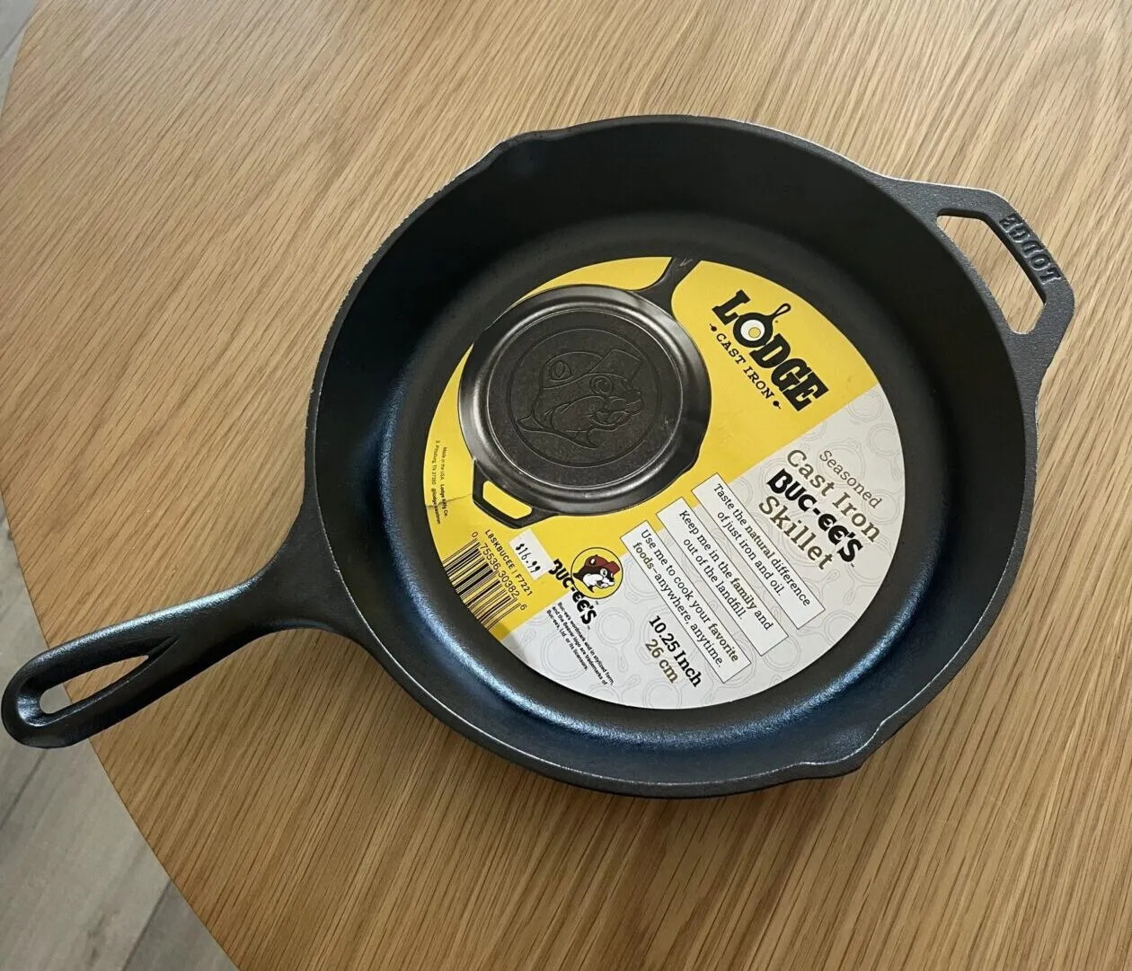 Lodge 10.25″ cast-iron skillet